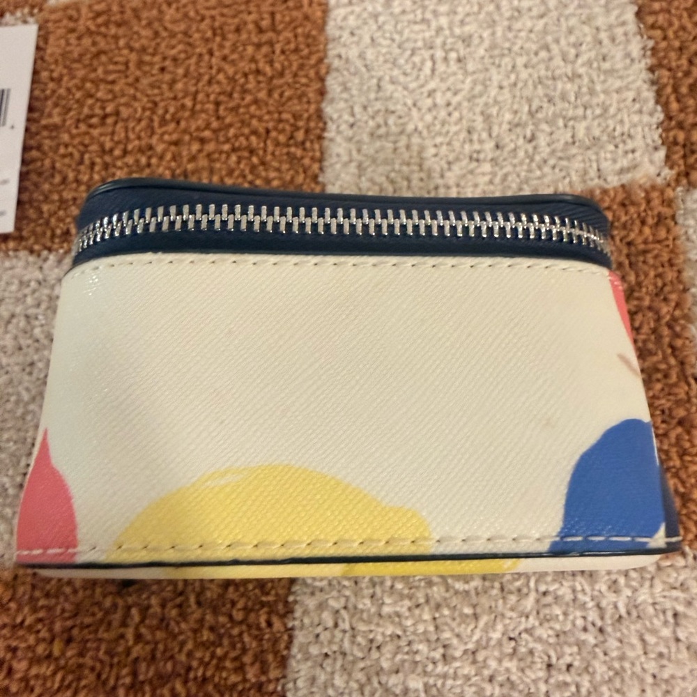 Kate Spade Lemon Zest Jewelry Holder - Picture 7 of 10